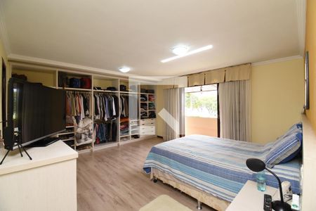 Suíte de casa de condomínio para alugar com 3 quartos, 450m² em Boa Vista, Curitiba