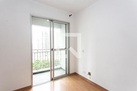 Sala de apartamento à venda com 3 quartos, 77m² em Vila Carlos de Campos, São Paulo