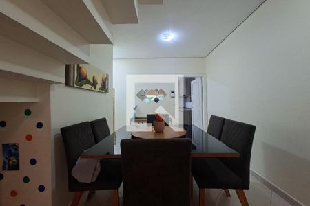 Sala de casa para alugar com 3 quartos, 131m² em Vila Assuncao, Praia Grande