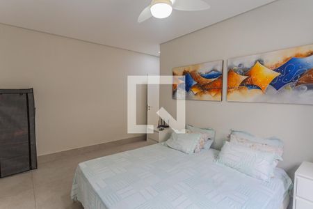 Suíte de casa à venda com 5 quartos, 215m² em Santa Cruz, Belo Horizonte