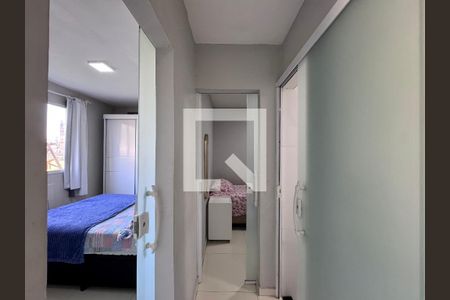 Corredor de apartamento à venda com 2 quartos, 45m² em Recreio dos Bandeirantes, Rio de Janeiro
