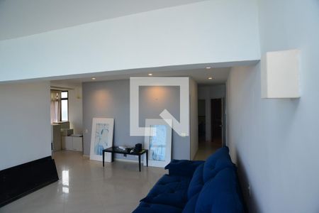 Sala de apartamento à venda com 2 quartos, 100m² em Barra da Tijuca, Rio de Janeiro