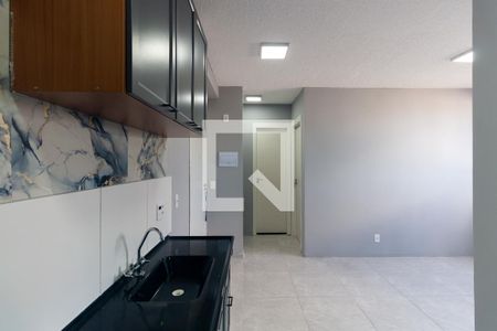 Cozinha de apartamento para alugar com 2 quartos, 34m² em Cidade São Mateus, São Paulo