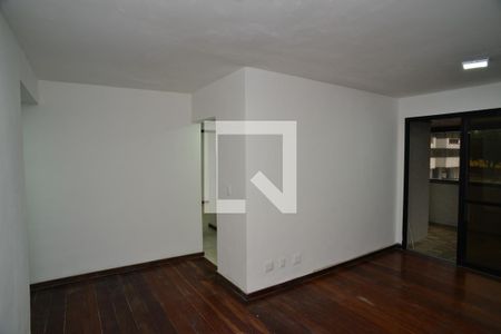Sala de apartamento para alugar com 2 quartos, 80m² em Barra da Tijuca, Rio de Janeiro