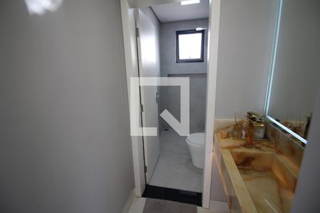 Banheiro 1 de casa à venda com 4 quartos, 330m² em Industrial, Contagem