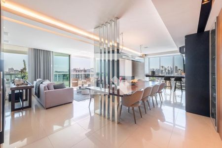 Foto 01 de apartamento à venda com 3 quartos, 202m² em Petrópolis, Porto Alegre