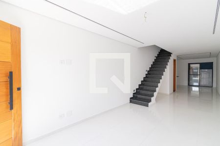 Casa à venda com 2 quartos, 85m² em Vila Nhocuné, São Paulo