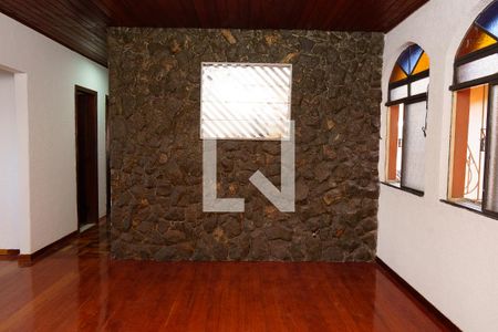 Apartamento à venda com 3 quartos, 200m² em Bairro da Glória, Contagem