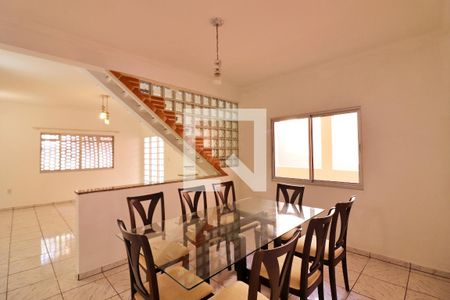 Sala Cozinha  de casa para alugar com 4 quartos, 200m² em Alvarenga, São Bernardo do Campo