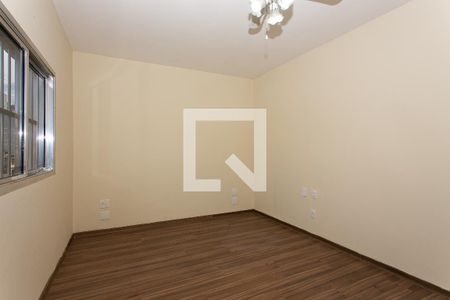 Quarto 1 de casa para alugar com 3 quartos, 220m² em Chácara Califórnia, São Paulo