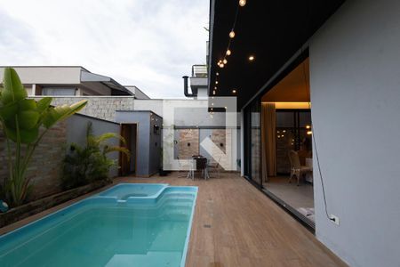 Casa de Condomínio para alugar com 3 quartos, 250m² em Jardim Panorama, Jacareí