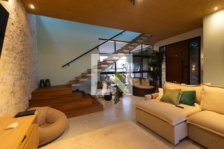 Casa de Condomínio para alugar com 3 quartos, 250m² em Jardim Panorama, Jacareí