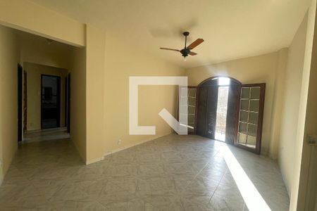 Sala de apartamento para alugar com 3 quartos, 200m² em Jardim Vinte E Cinco de Agosto, Duque de Caxias