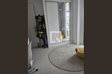 Quarto de apartamento à venda com 2 quartos, 85m² em Santa Rosa, Niterói