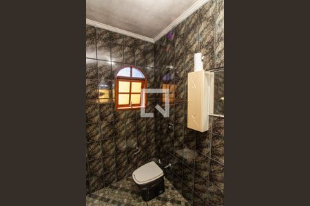 Banheiro da Suíte de casa para alugar com 3 quartos, 55m² em Jardim Filhos da Terra, São Paulo