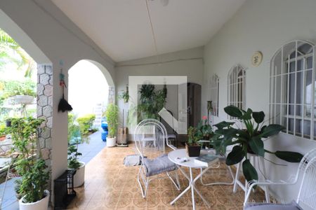 Varanda de casa à venda com 4 quartos, 160m² em Vila Carrão, São Paulo