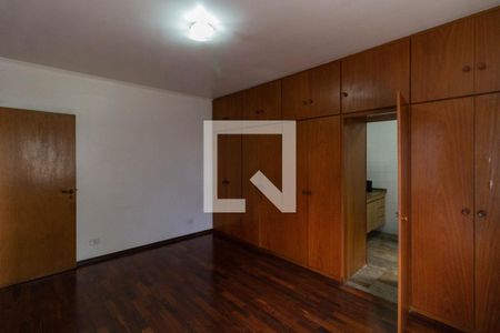 Suíte de casa para alugar com 3 quartos, 407m² em Vila Romana, São Paulo