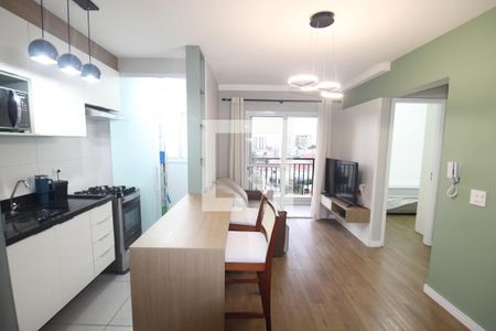 Sala / Cozinha de apartamento para alugar com 2 quartos, 59m² em Vila Pauliceia, São Paulo