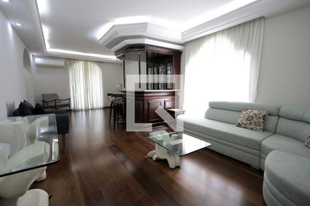 Sala de apartamento à venda com 5 quartos, 243m² em Vila Bastos, Santo André