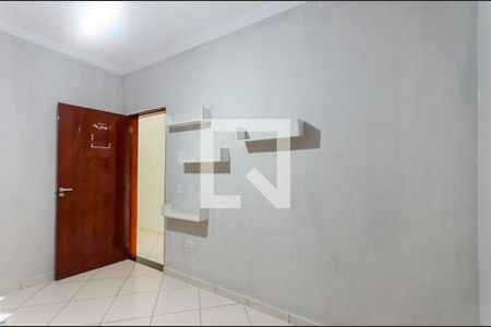 Quarto 1 de casa para alugar com 3 quartos, 200m² em Jardim Jaragua, São Paulo