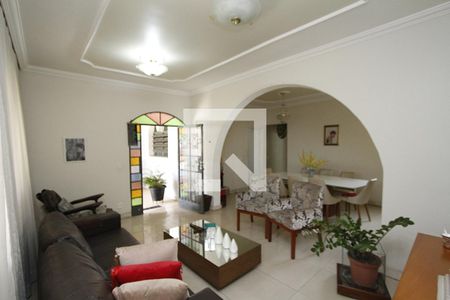 Sala de casa à venda com 4 quartos, 300m² em Dom Bosco, Belo Horizonte