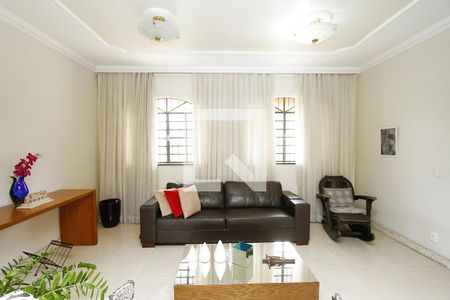 Sala de casa à venda com 4 quartos, 300m² em Dom Bosco, Belo Horizonte