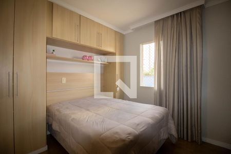 Quarto 1 de casa para alugar com 2 quartos, 65m² em Parque Reboucas, São Paulo