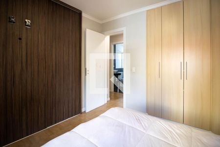 Quarto 1 de casa para alugar com 2 quartos, 65m² em Parque Reboucas, São Paulo