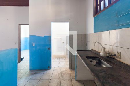 Cozinha de casa para alugar com 1 quarto, 218m² em Vila Lucia, São Paulo