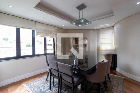 Apartamento à venda com 3 quartos, 190m² em Aclimação, São Paulo