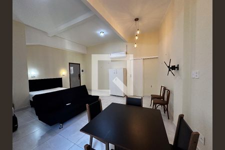 Kitnet/Studio para alugar com 1 quarto, 34m² em Centro, Rio de Janeiro