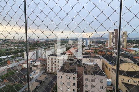 Sala de apartamento à venda com 2 quartos, 48m² em Quitaúna, Osasco