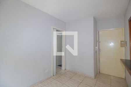 Sala de apartamento para alugar com 1 quarto, 35m² em Vila Nova, Porto Alegre