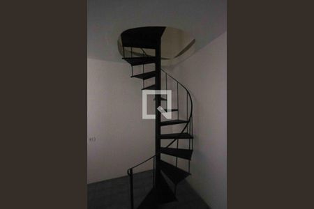 escada de casa para alugar com 1 quarto, 70m² em Jardim Sapopemba, São Paulo