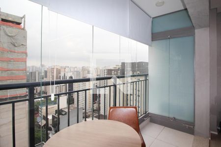 Suíte  de apartamento para alugar com 1 quarto, 25m² em Indianópolis, São Paulo