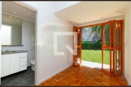 Casa à venda com 4 quartos, 800m² em Morumbi, São Paulo