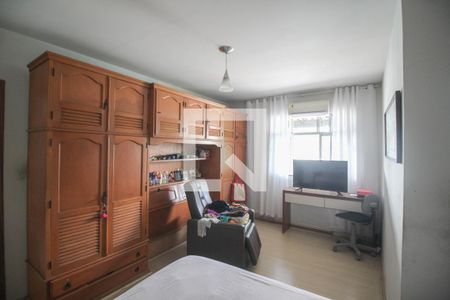 Suíte de casa para alugar com 3 quartos, 190m² em Vila Operária, Nova Iguaçu