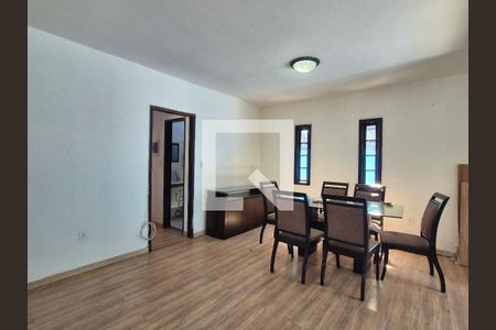 Casa de Condomínio para alugar com 2 quartos, 80m² em Guaratiba, Rio de Janeiro