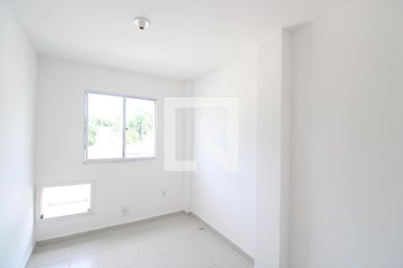 Quarto 2 de casa de condomínio para alugar com 3 quartos, 75m² em Taquara, Rio de Janeiro