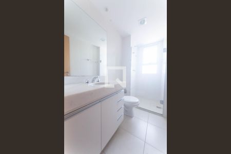 Banheiro Social de apartamento à venda com 2 quartos, 68m² em Vila da Serra, Nova Lima