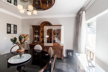 Sala de casa de condomínio à venda com 4 quartos, 400m² em Alphaville, Santana de Parnaíba