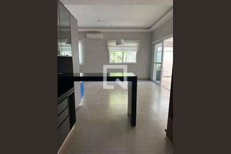Casa de Condomínio para alugar com 3 quartos, 270m² em Laranjeiras, Uberlândia