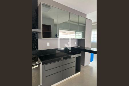 Casa de Condomínio para alugar com 3 quartos, 270m² em Laranjeiras, Uberlândia