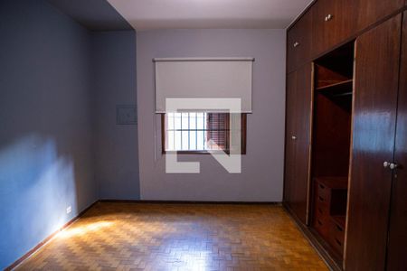 Quarto 1 de casa para alugar com 4 quartos, 260m² em Butantã, São Paulo