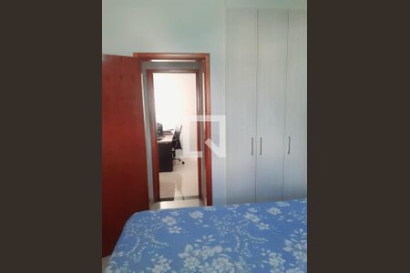 Quarto de casa de condomínio à venda com 2 quartos, 78m² em Vila Granada, São Paulo