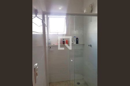 Banheiro de casa de condomínio à venda com 2 quartos, 78m² em Vila Granada, São Paulo