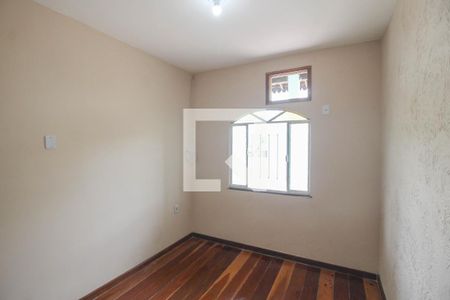 Quarto 1 de casa para alugar com 2 quartos, 55m² em Areia Branca, Belford Roxo