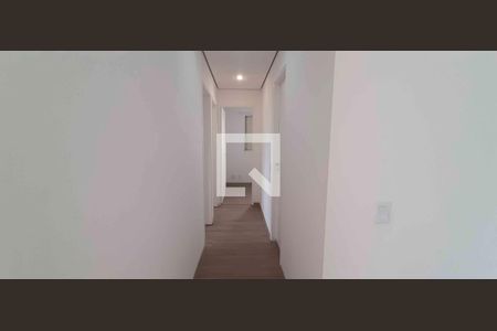 Corredor de apartamento para alugar com 3 quartos, 65m² em Vila Butantã, São Paulo