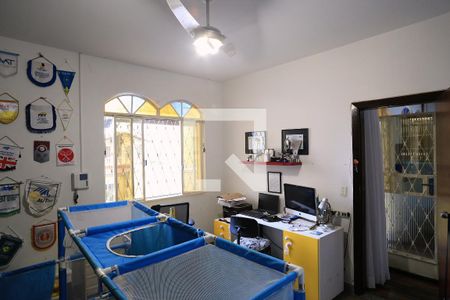 Escritório de casa para alugar com 5 quartos, 280m² em Sagrada Família, Belo Horizonte