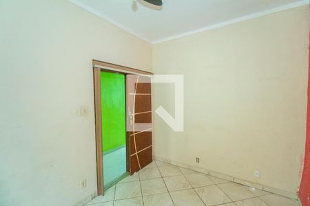 Quarto 1 de casa para alugar com 2 quartos, 90m² em Realengo, Rio de Janeiro